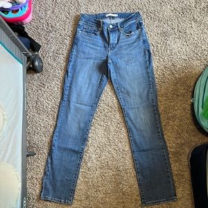 Classic Straight Levi’s Jeans